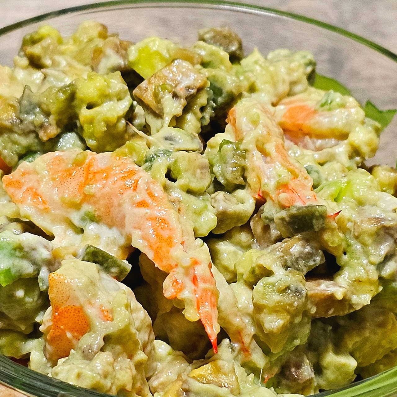 Салат с авокадо