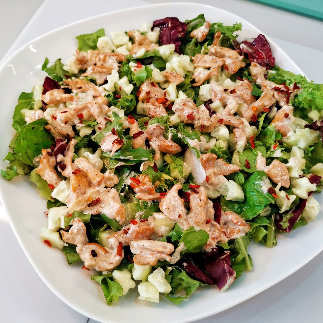 Салат с лисичками