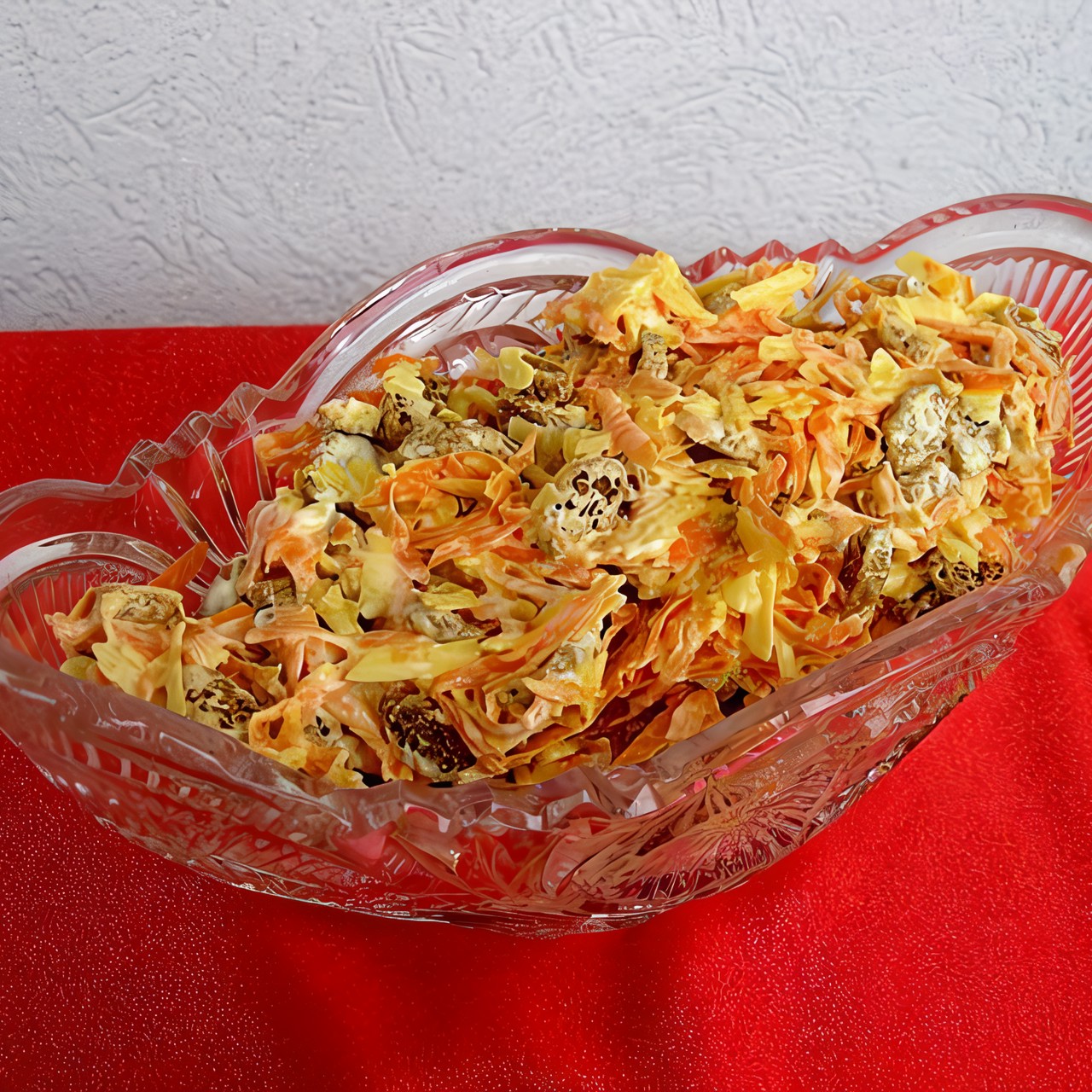 Салат с сухариками и морковью по-корейски