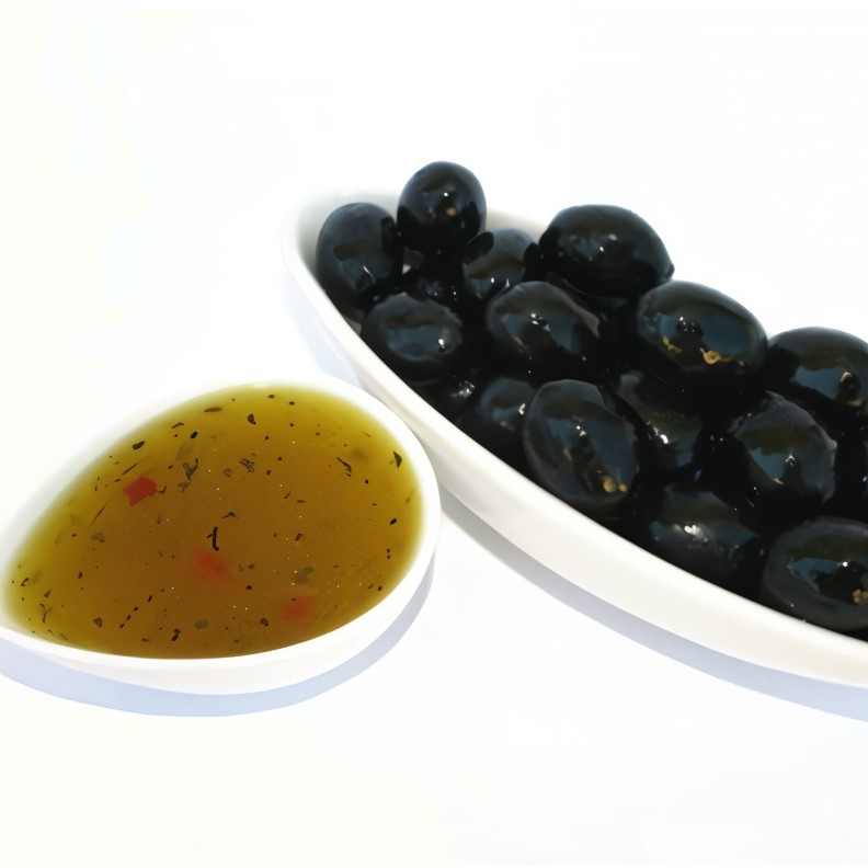 Салатная заправка из кумина, лимонного сока и кайенского перца