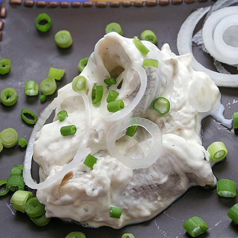 Сельдь в сметанном соусе