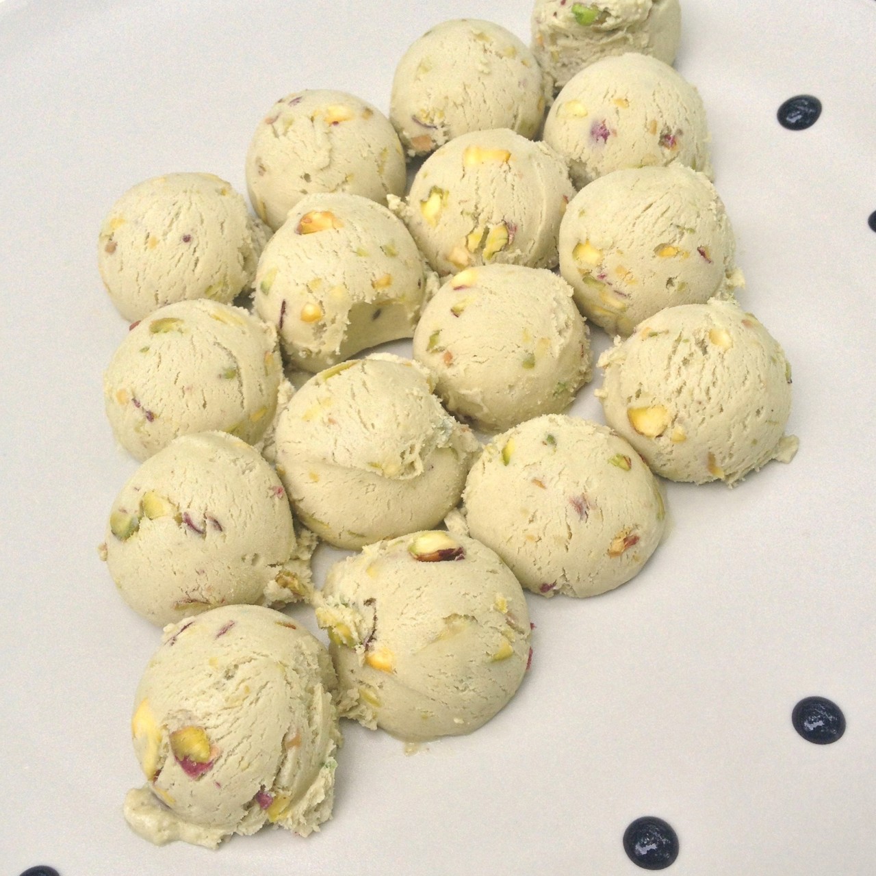 Семифреддо с фисташками и бальзамическим кремом