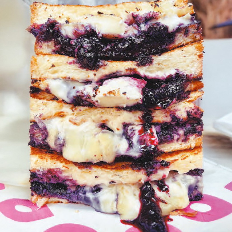 Сэндвич «Черничные ночи»