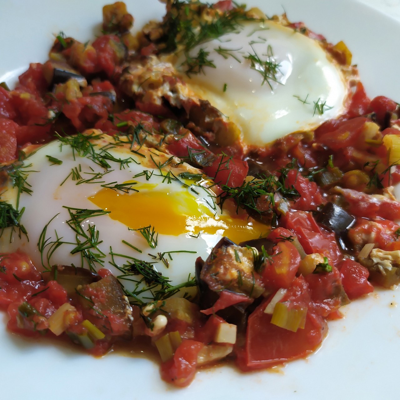 Шакшука с баклажанами