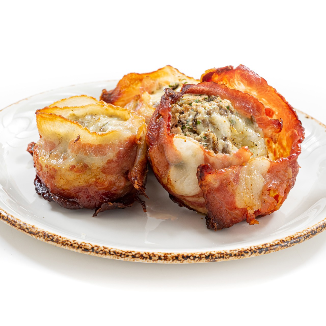 Шампиньоны с беконом на мангале