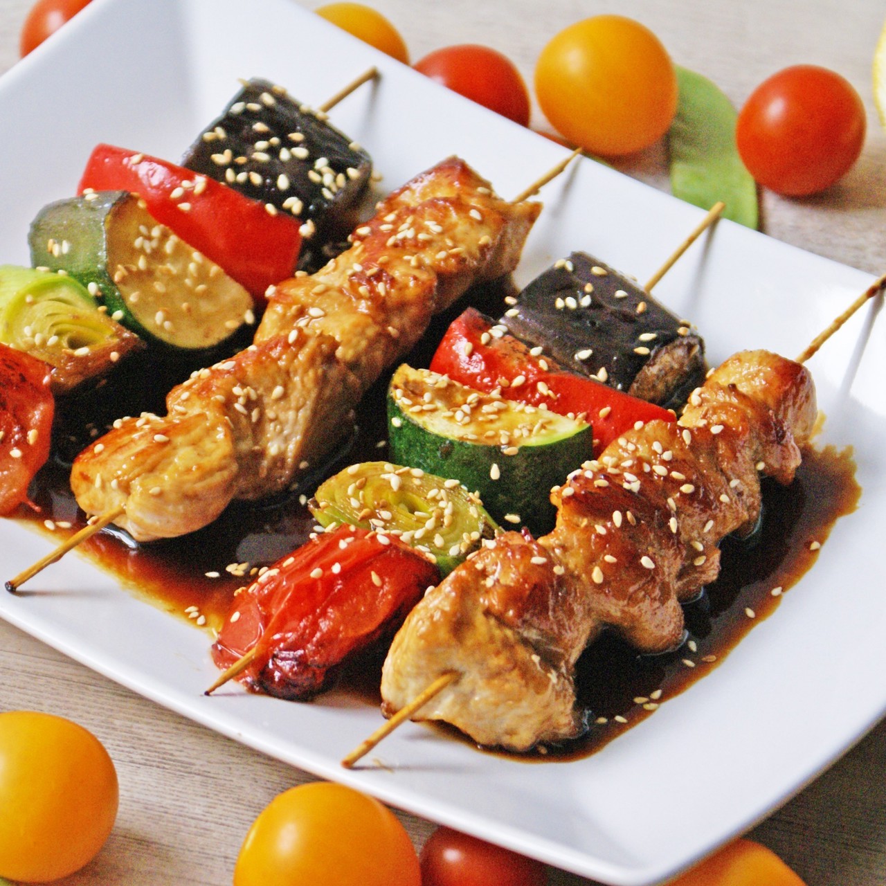 Шашлычки с индейкой и овощами