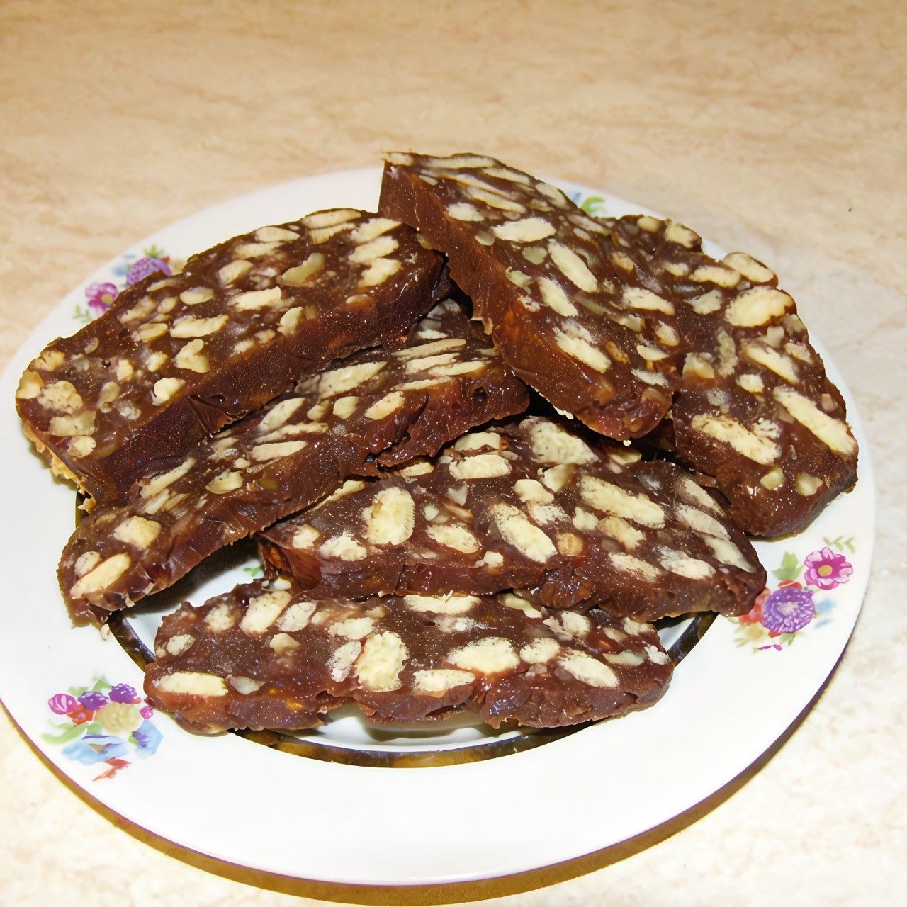 Шоколадная колбаска