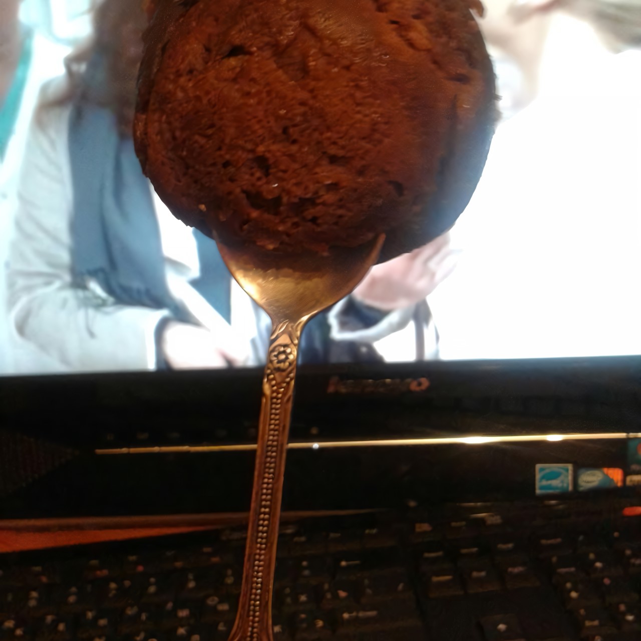 Шоколадный кекс в микроволновке