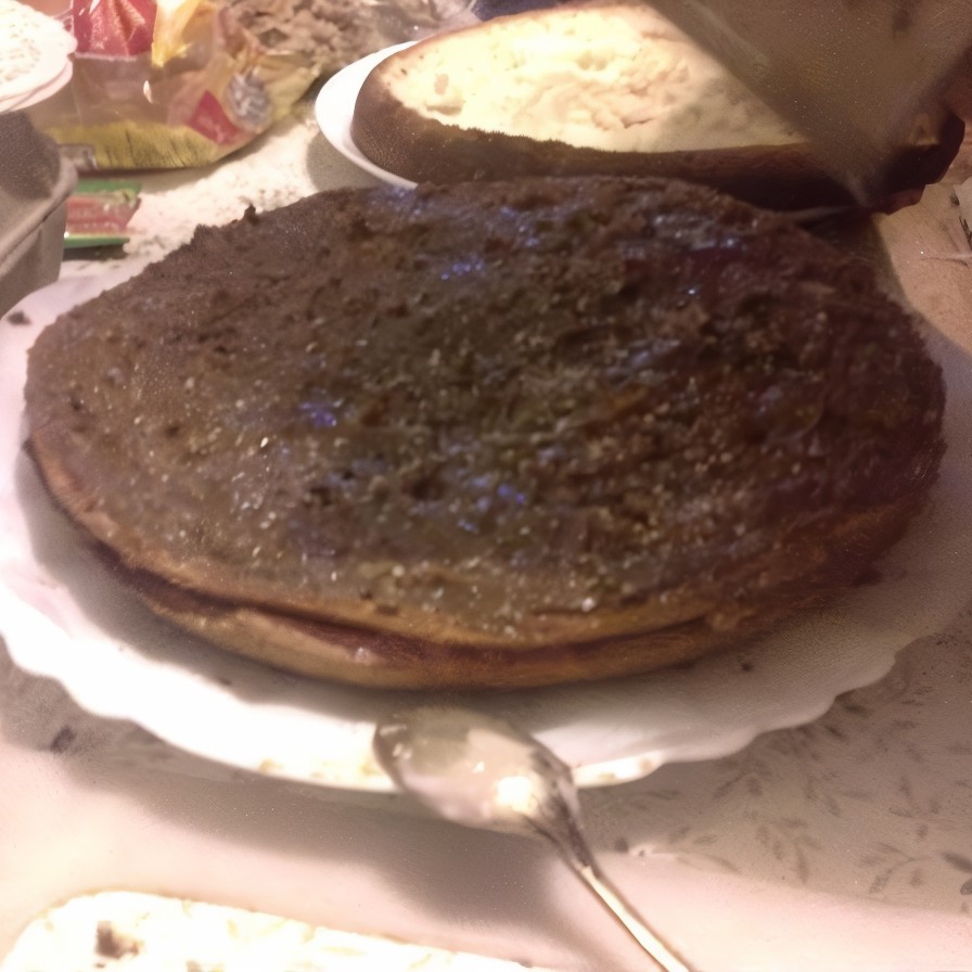 Шоколадно-клубничный торт со сгущенкой и орешками