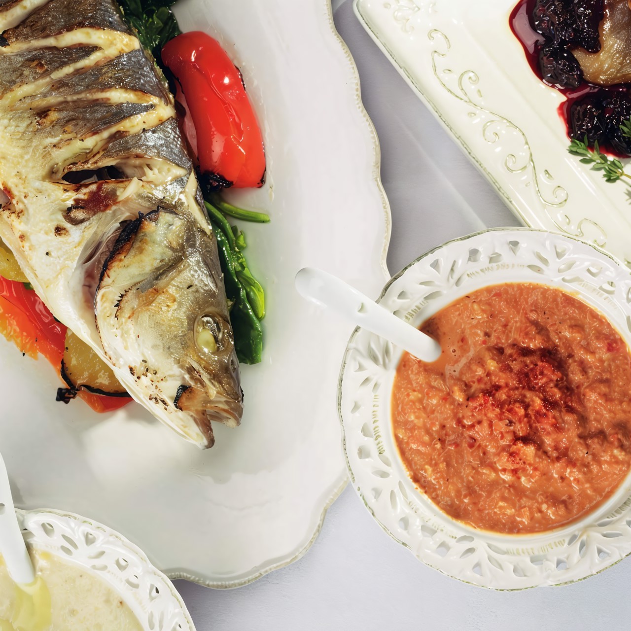 Сибас с мухурмой из грецких и таратором из кедровых орехов