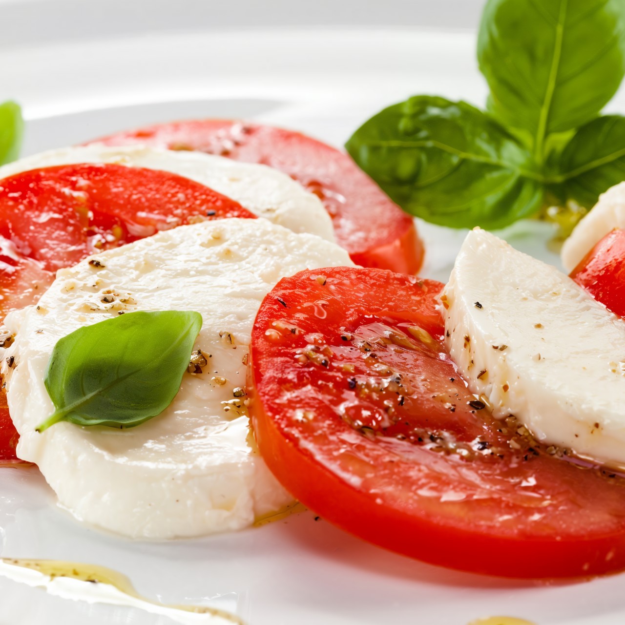 Сицилийская Капрезе Буфала от Арама Мнацаканова (Caprese di bufala)