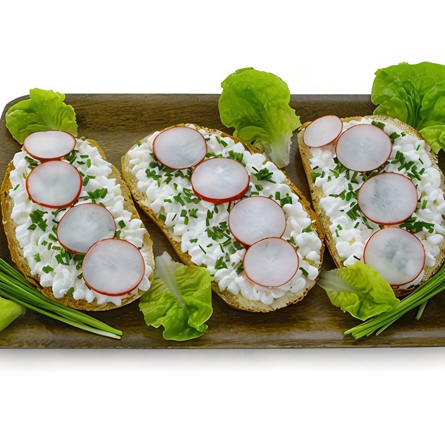 Сэндвичи с редиской, зеленым луком, кунжутом и имбирем