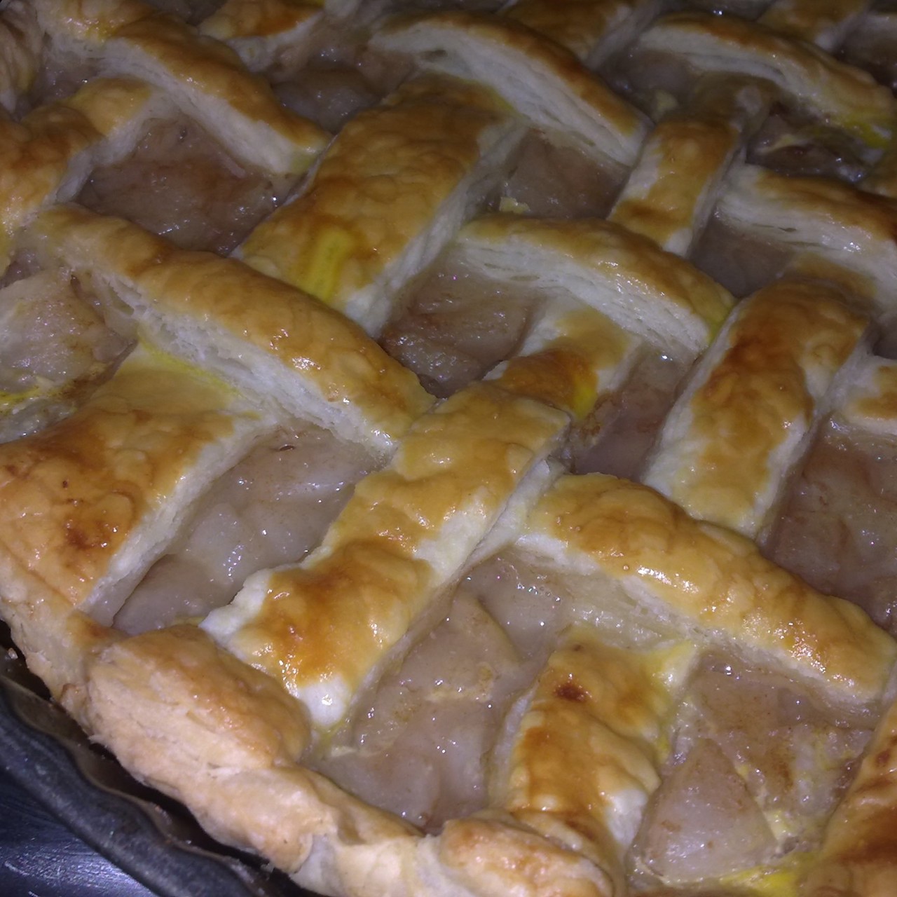 Слоеный пирог с грушами