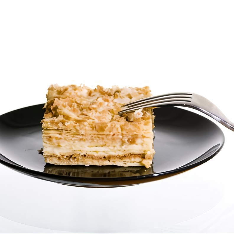 Слоеное пирожное с кремом