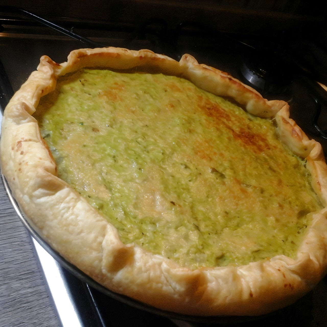 Слоеный пирог со свежей спаржей