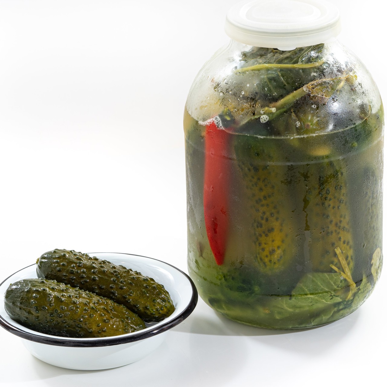 Соленые огурцы на зиму