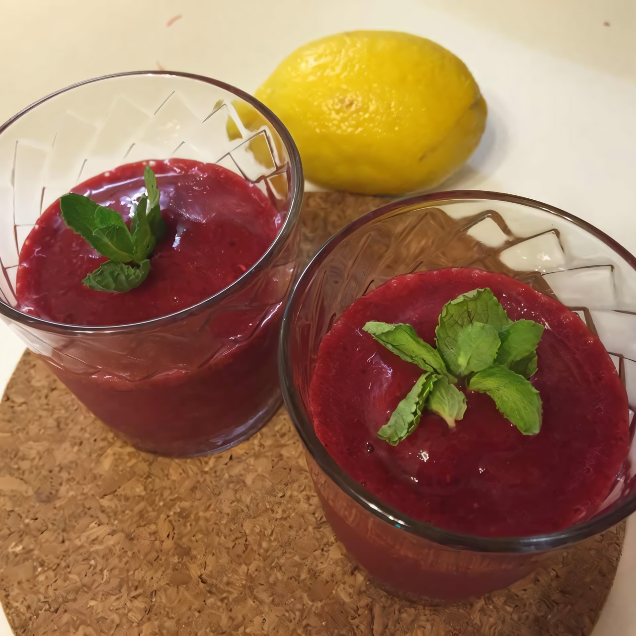 Сорбет «Ягодная бомба»