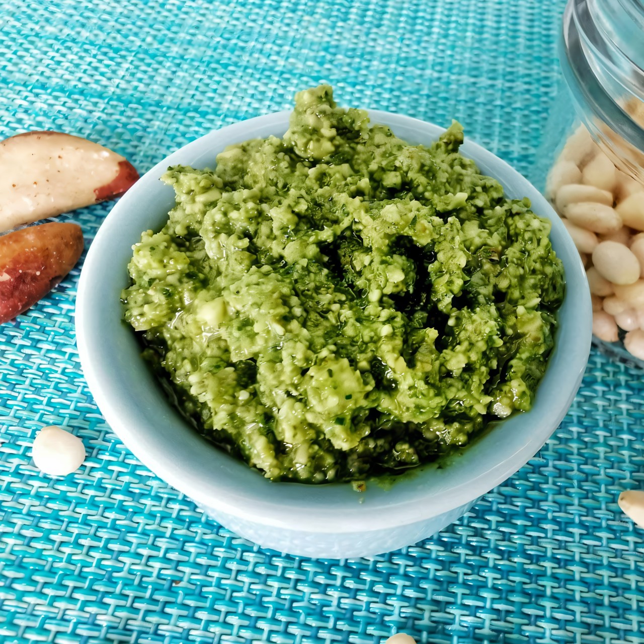 Соус песто с бразильским орехом