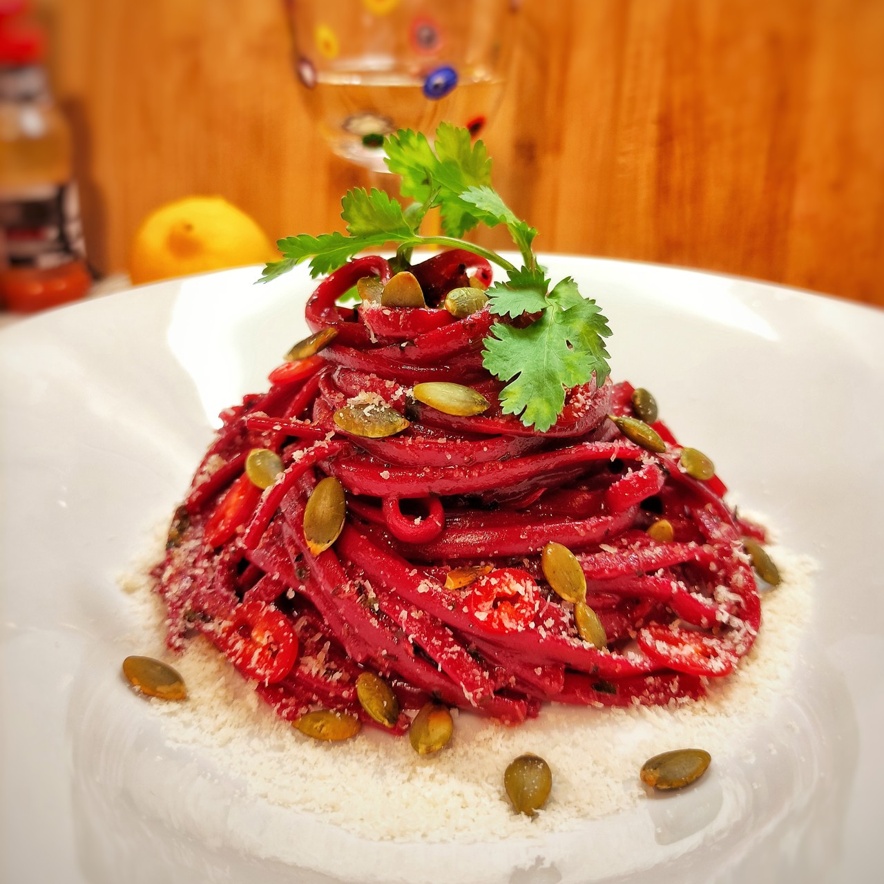 Спагетти с чили и красным вином