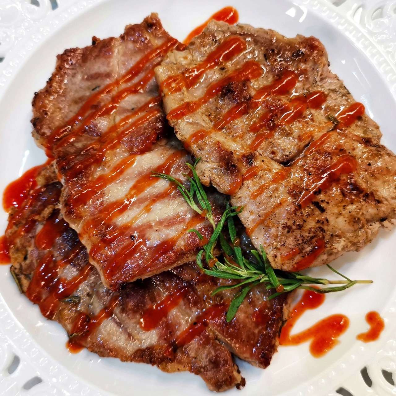 Стейк из свиной шеи