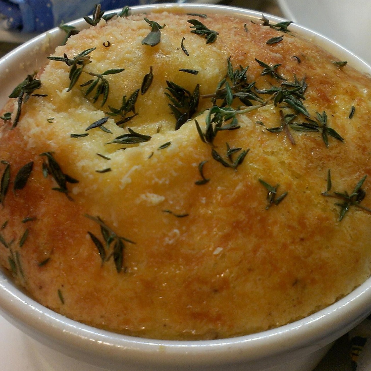 Суфле из козьего сыра с тимьяном