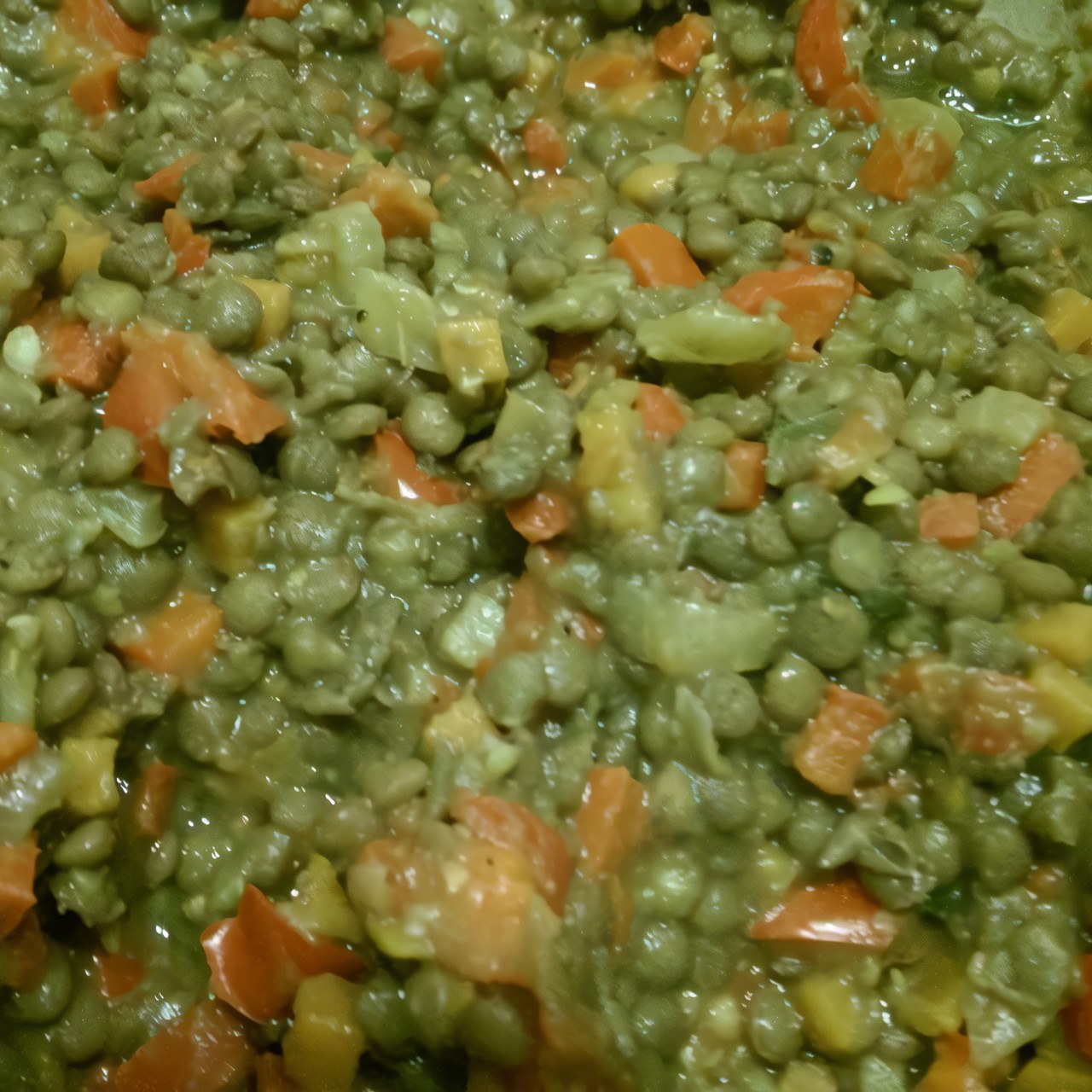 Суп из чечевицы и болгарского перца