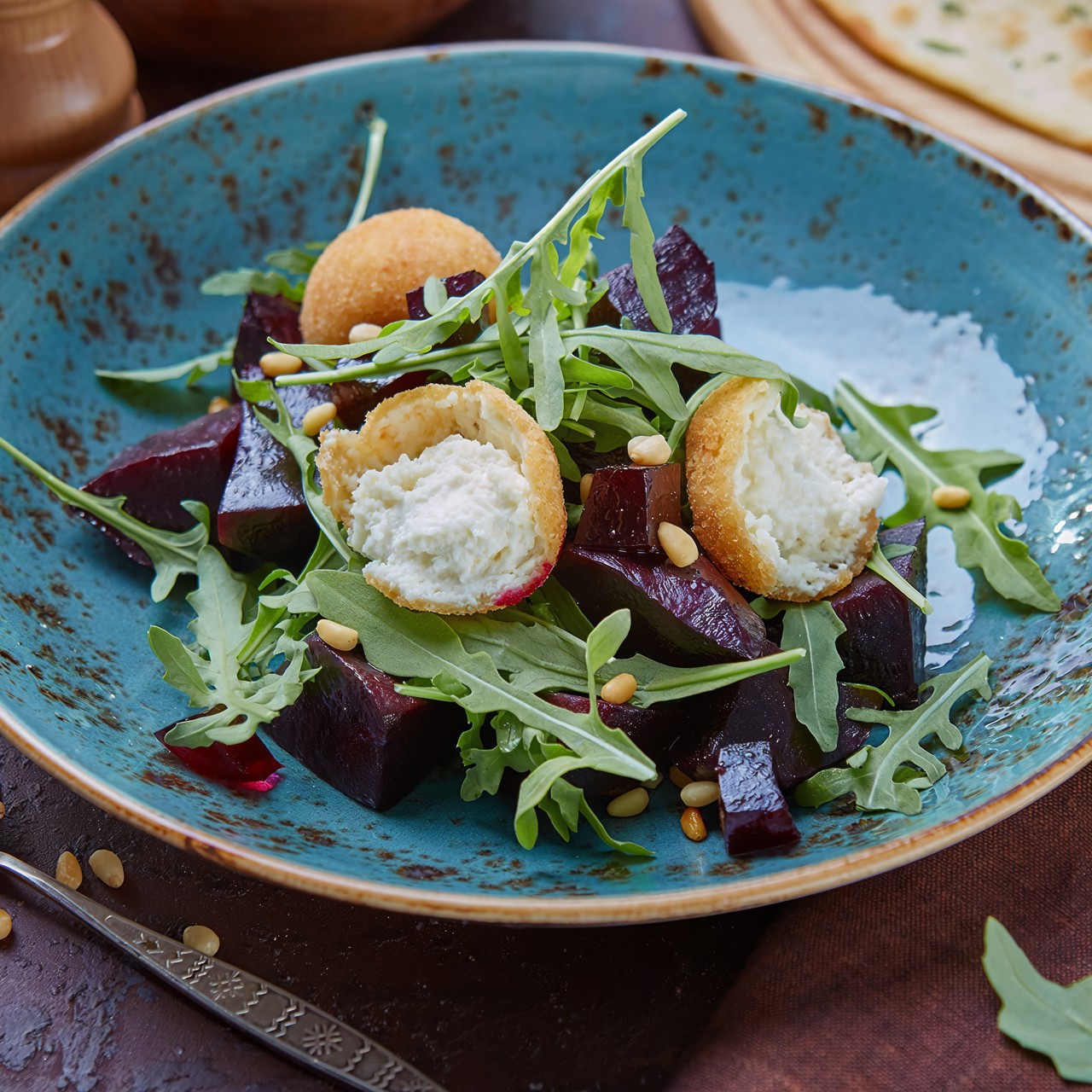 Свекла с мягким сыром