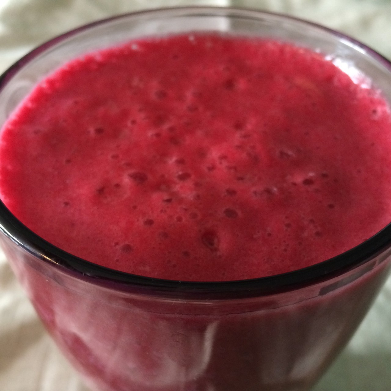 Свекольно-ананансовый смузи с фенхелем