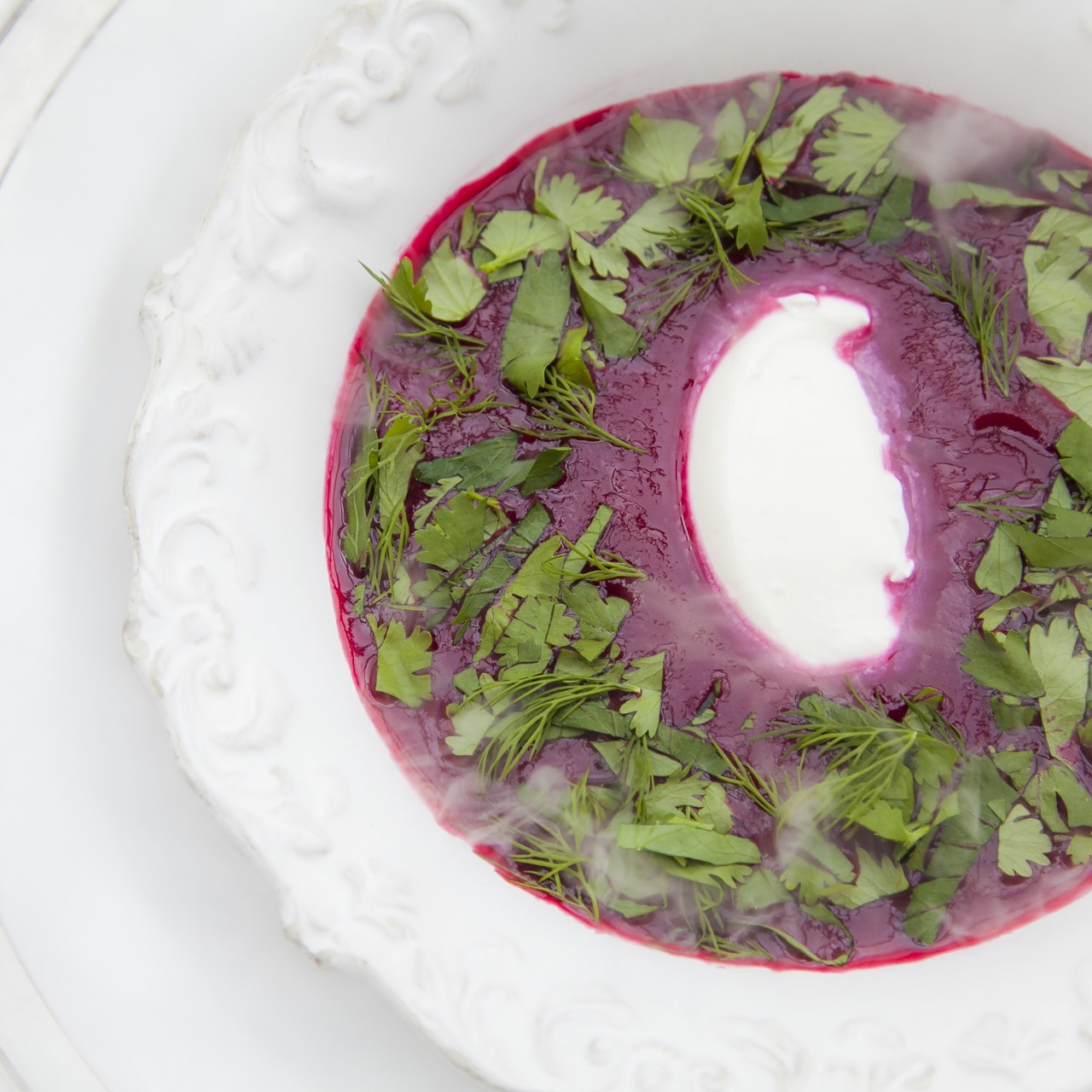 Свекольный суп с сахарным сиропом