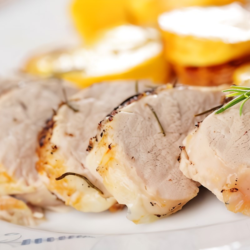 Свиная вырезка в пасте из перцев халапеньо