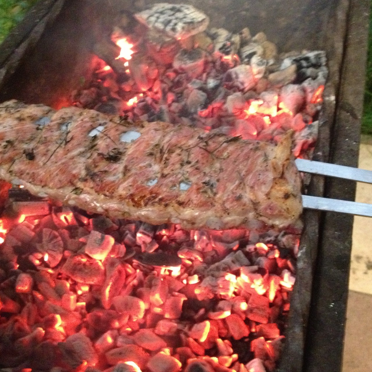 Свиные ребрышки лентой