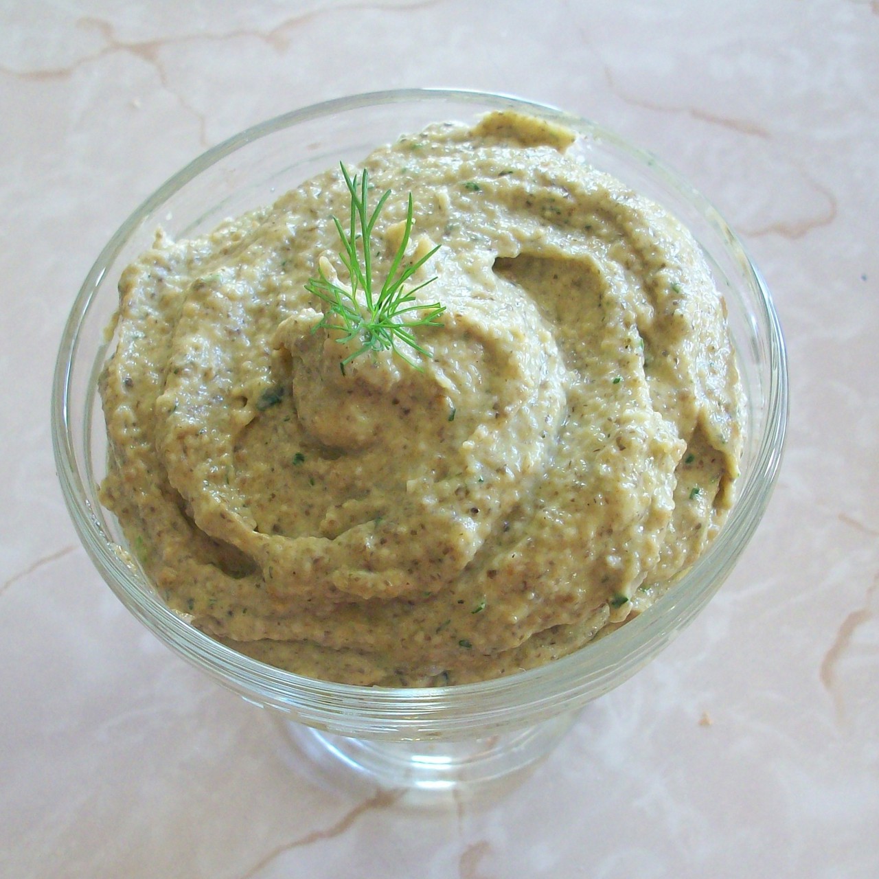 Свинина под грибным соусом