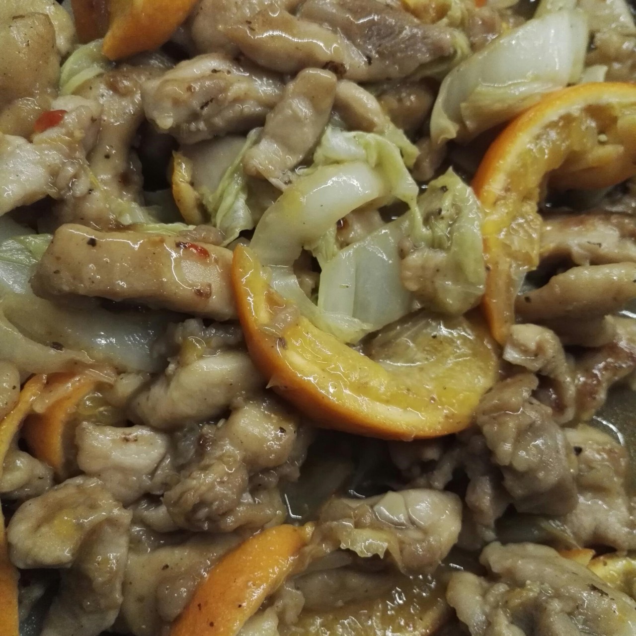 Свинина с мандаринами и соусом чили