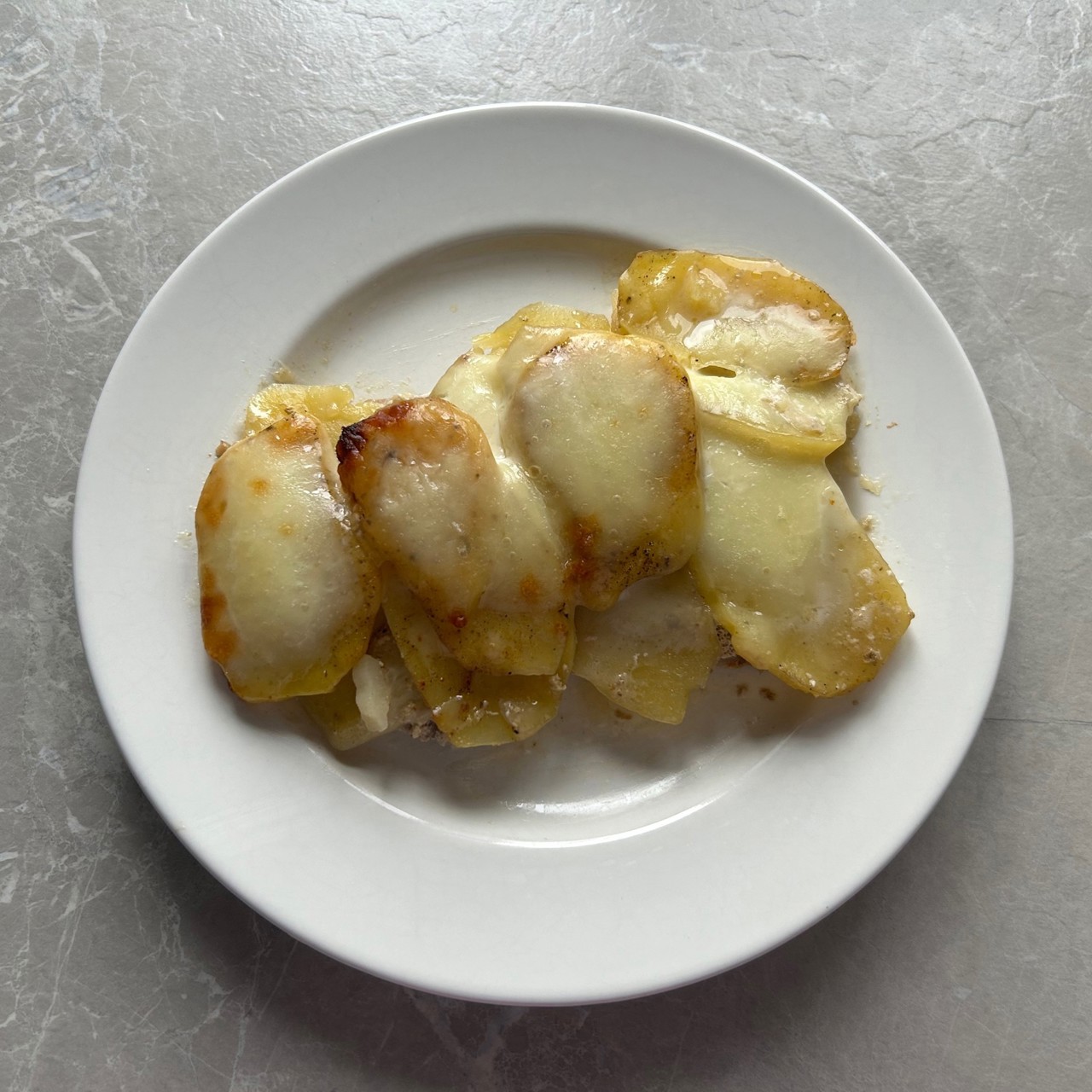 Свинина в духовке с картофелем