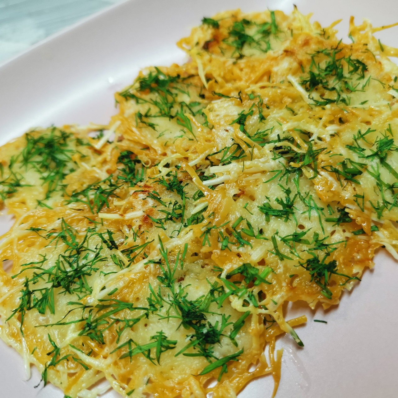 Сырные чипсы с хреном и горчицей