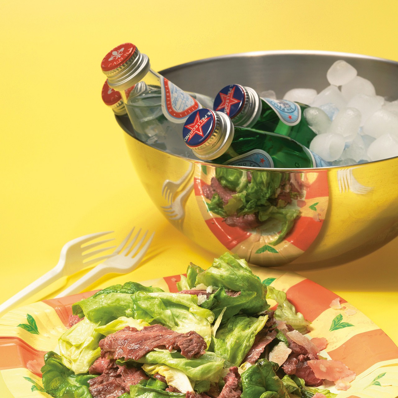 Тальятта с латуком и пармезаном