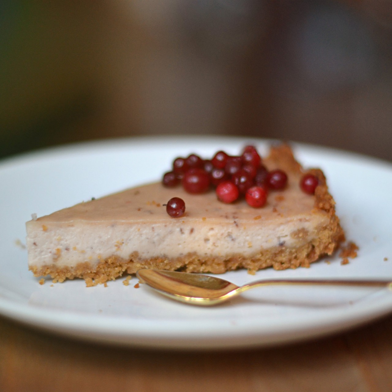 Тарт с вишней и творогом