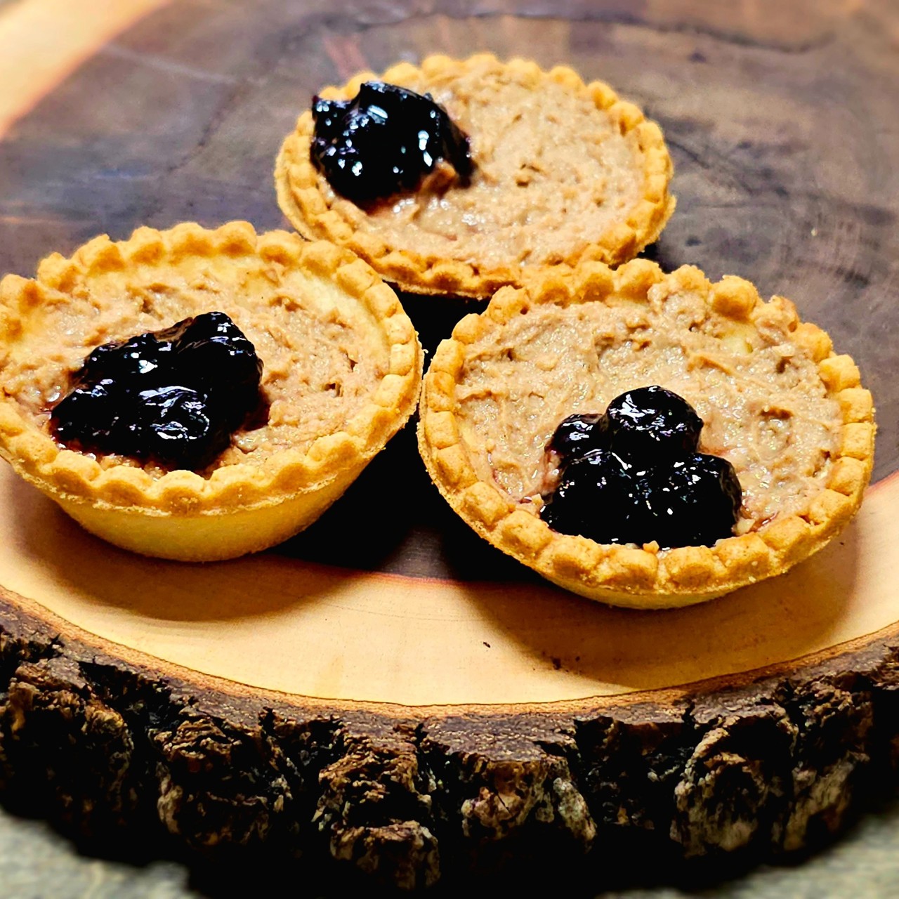 Тарталетки с паштетом