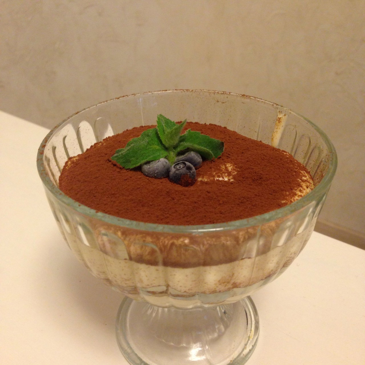 Тирамису с маскарпоне и коньяком