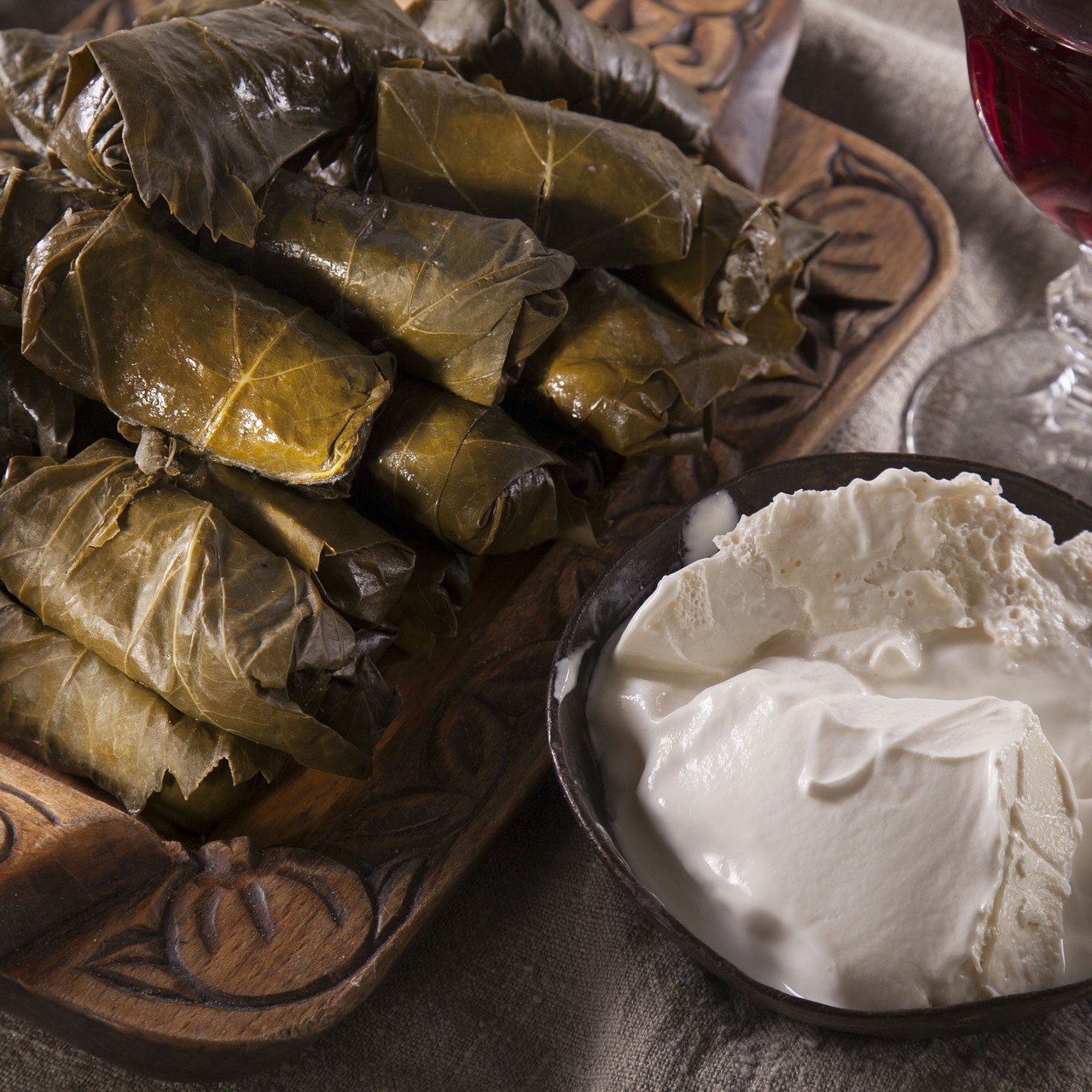 Толма с виноградными листьями