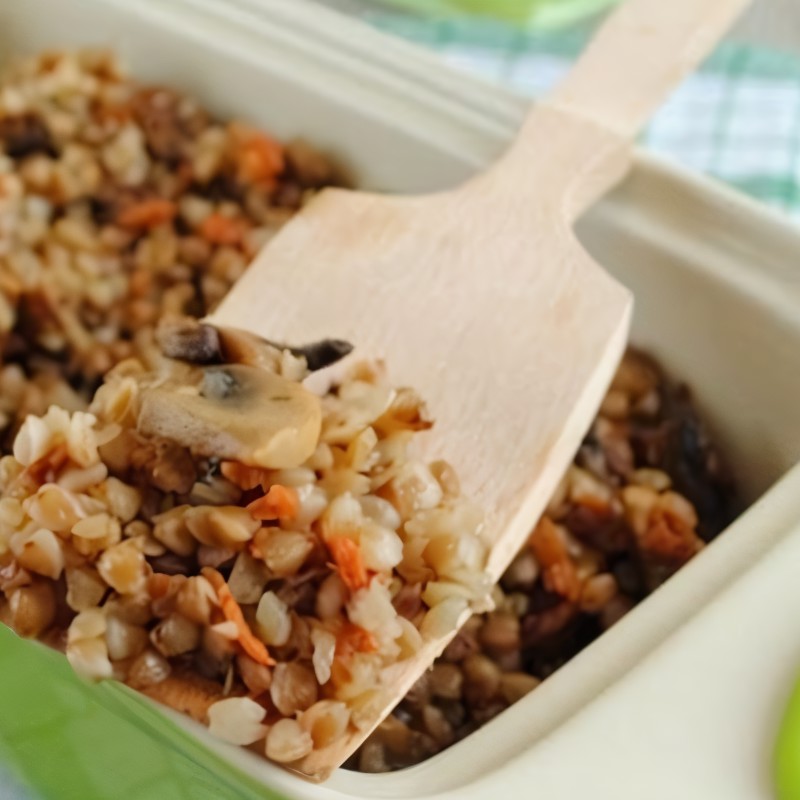 Томленая гречка с грибами