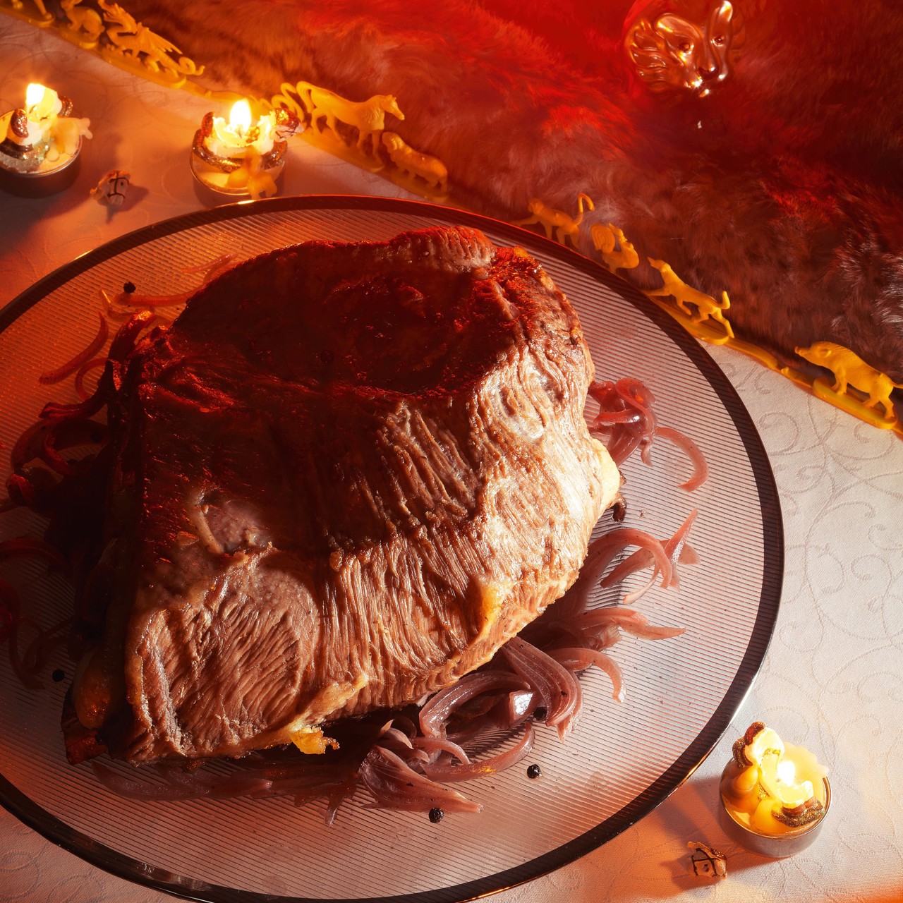 Томленная в вине говяжья грудинка