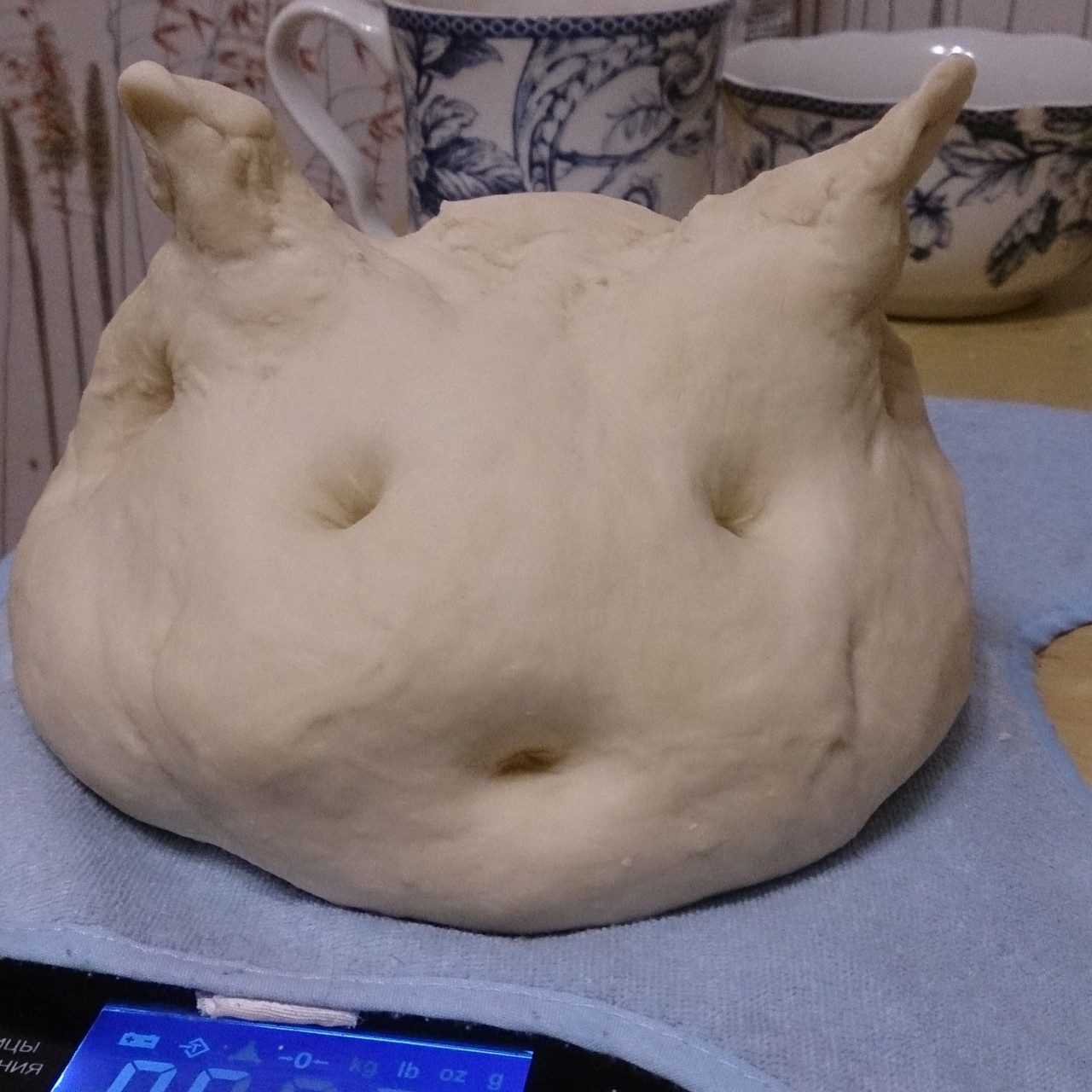 Тонкое тесто для пиццы с медом