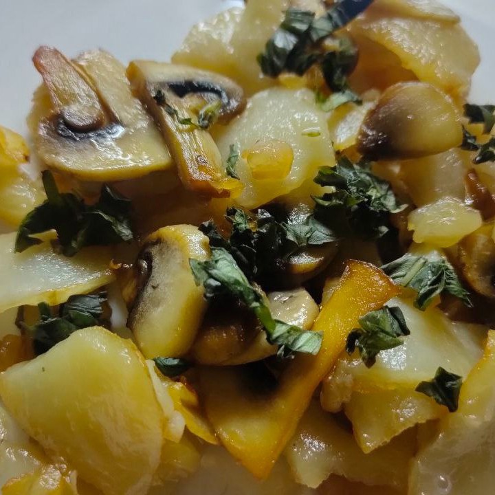 Топинамбур жаренный с шампиньонами