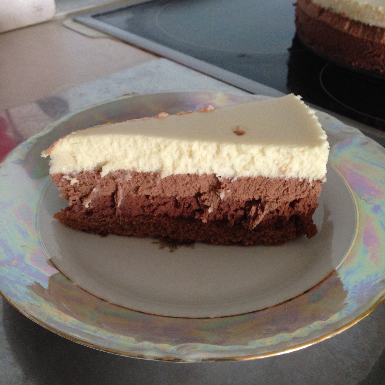 Торт-мусс «Три шоколада» со сливочным ликером