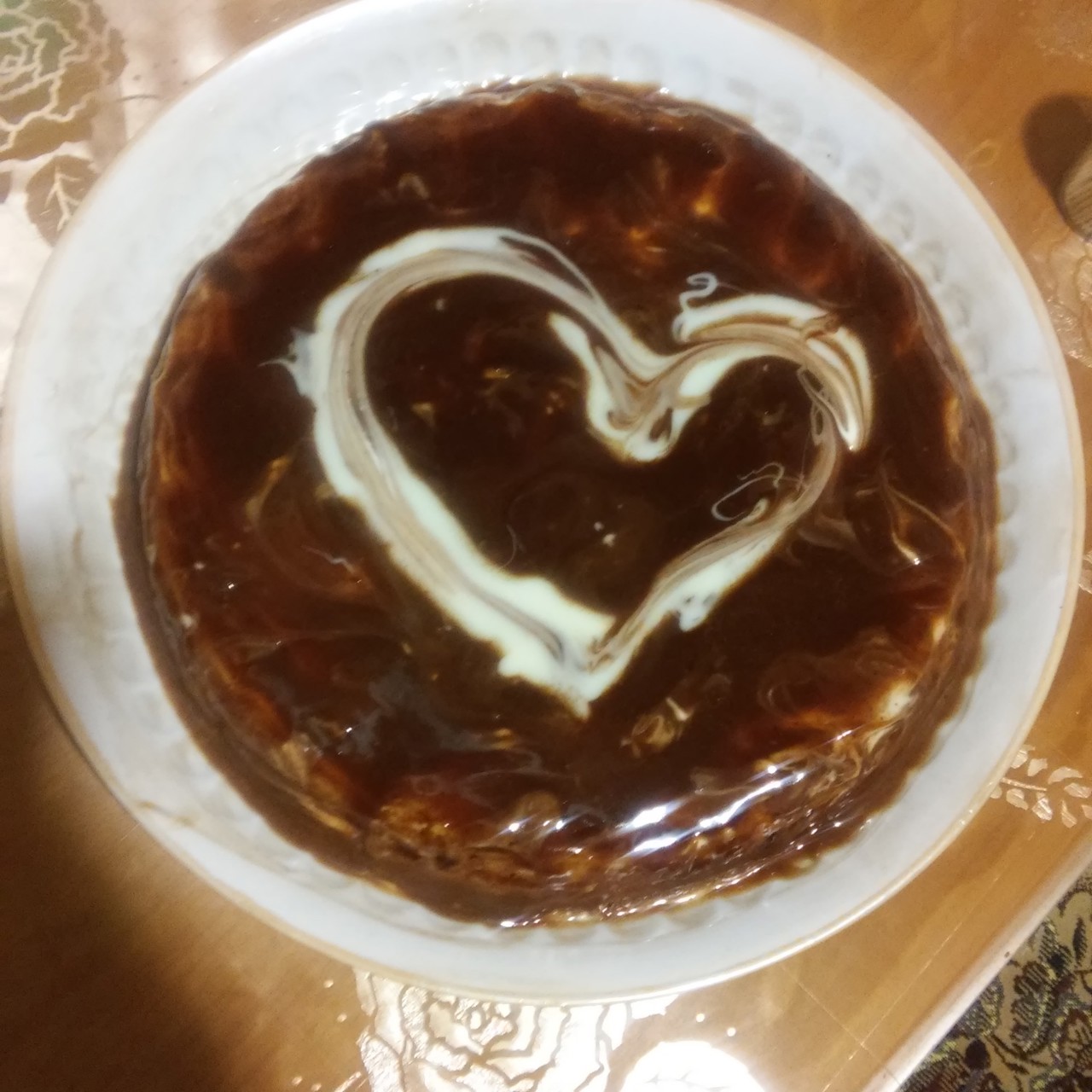 Торт «Сметанник» в шоколадной глазури