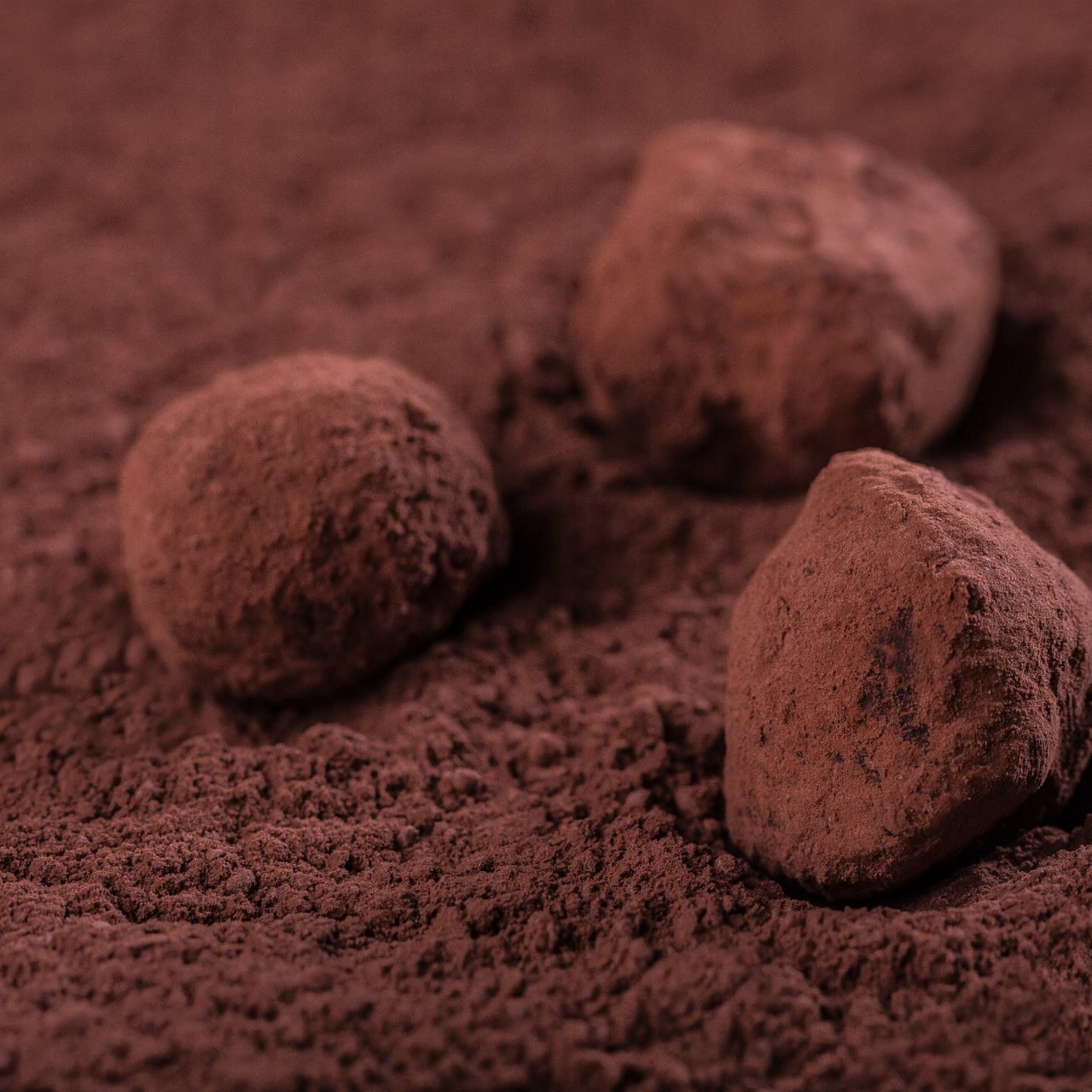 Трюфеля из черного горького шоколада с ликером