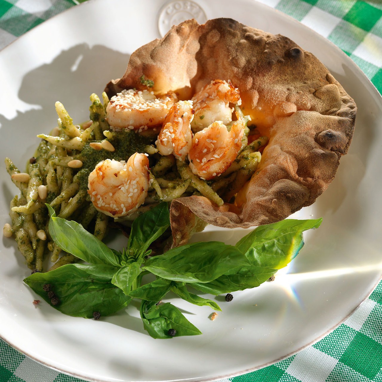 Трофие с песто и креветками