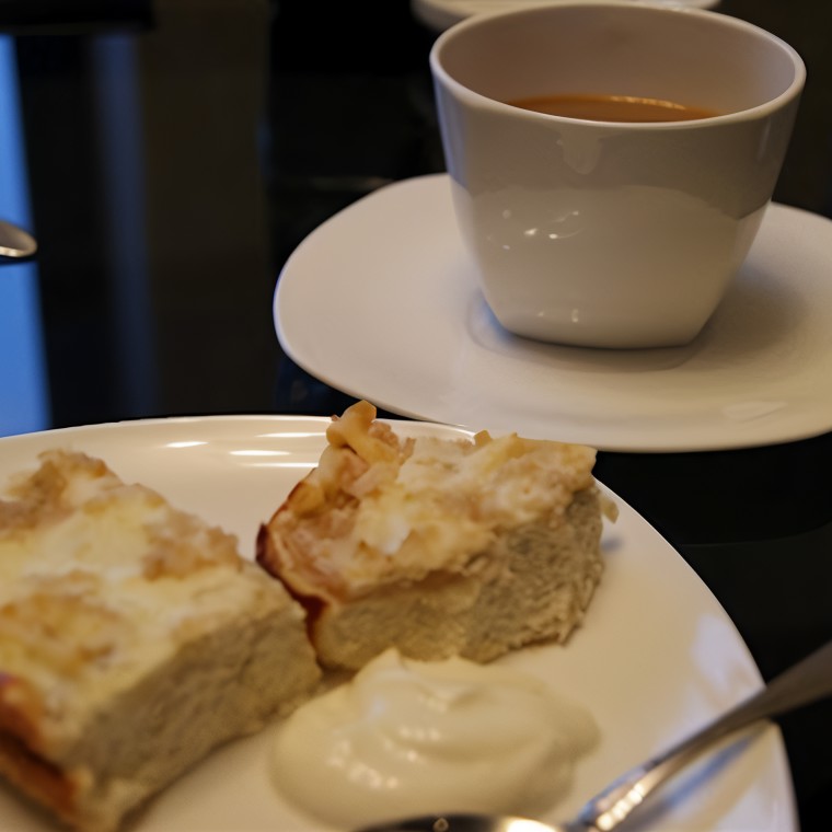 Творожная запеканка с грушей и овсяными хлопьями