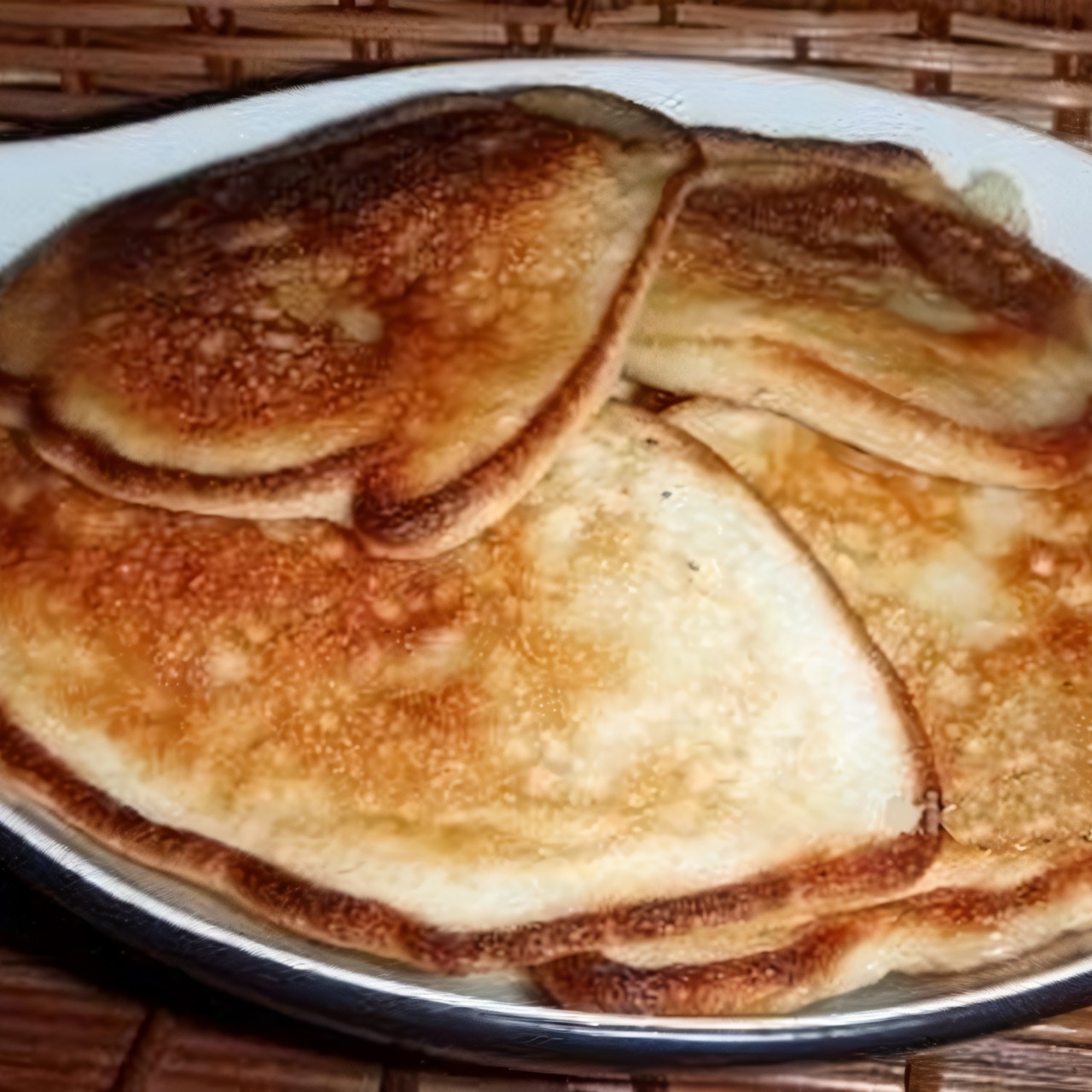 Творожные оладьи с грушами